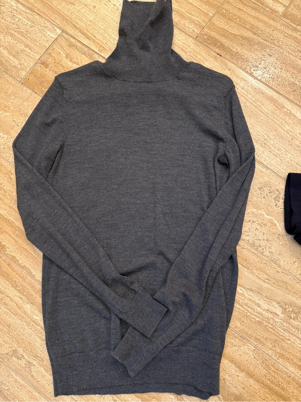 GAP Set Of 2 Extra Fine Merino Wool Turtleneck Sweaters Small Tall - Picture 3 of 7